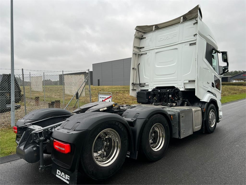 DAF XF530 FTS 6x2 - Vilcējs: foto 2 DAF XF530 FTS 6x2 - Vilcējs: foto 2