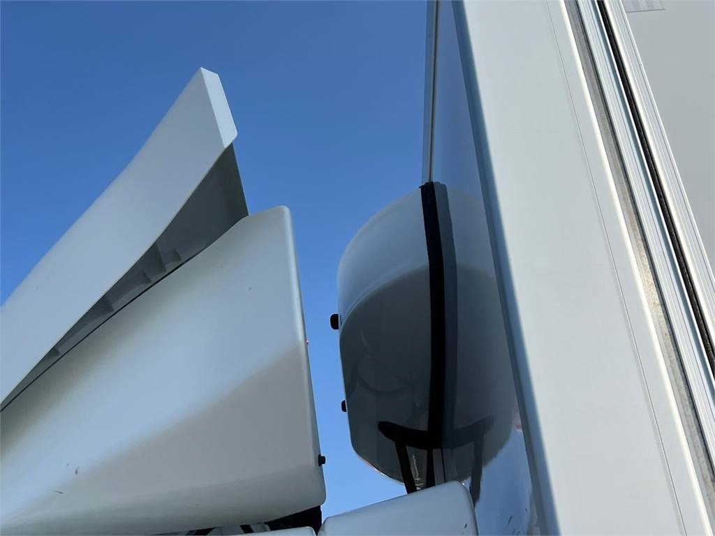 Volvo FL 16 ton 250HK - Kravas automašīna ar slēgto virsbūvi: foto 5 Volvo FL 16 ton 250HK - Kravas automašīna ar slēgto virsbūvi: foto 5