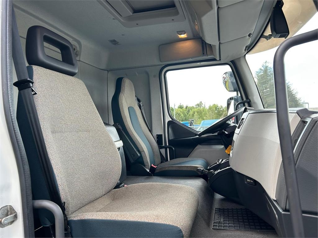 Kravas automašīna refrižerators Volvo FL 250 16 ton: foto 16