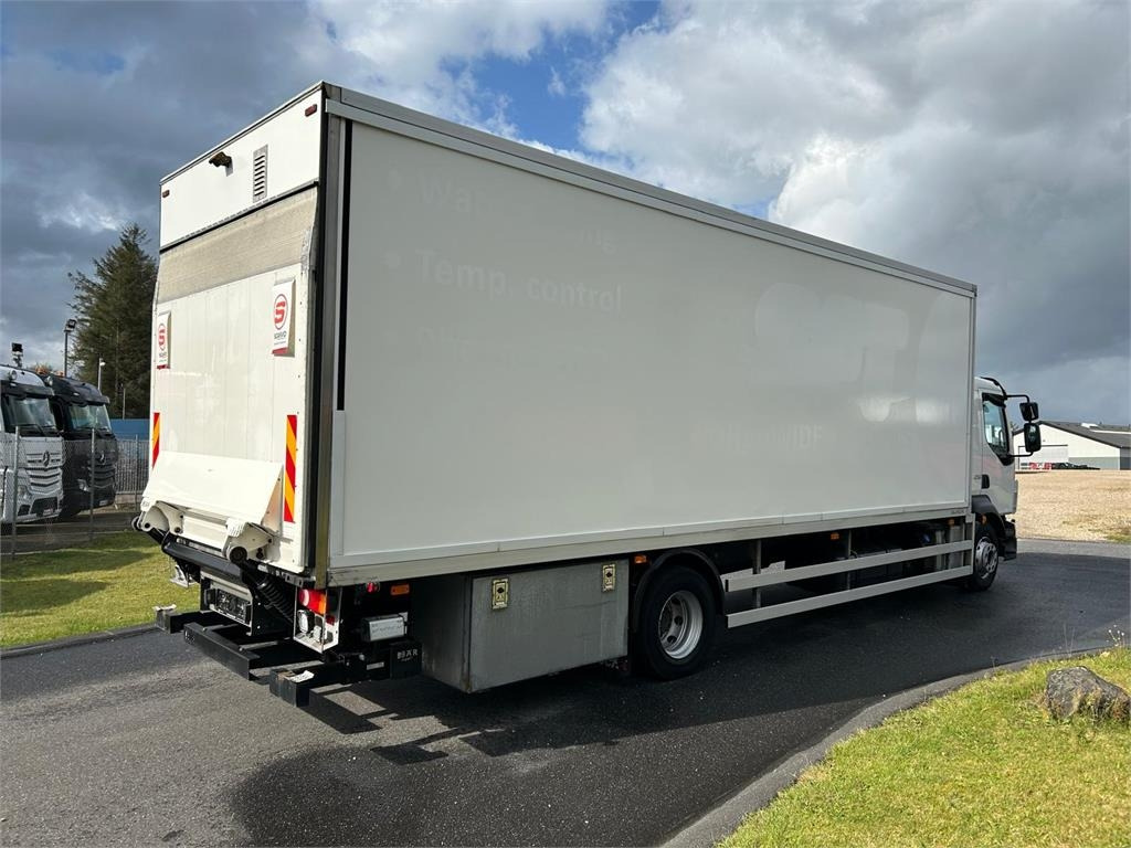 Volvo FL 250 16 ton - Kravas automašīna refrižerators: foto 3 Volvo FL 250 16 ton - Kravas automašīna refrižerators: foto 3