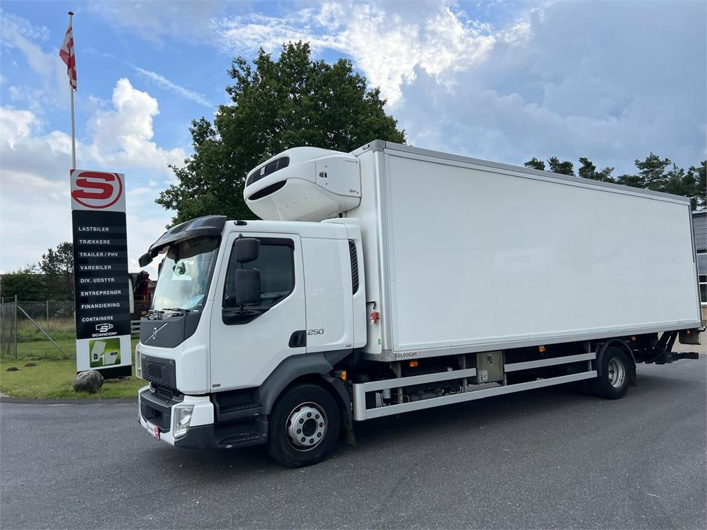 Volvo FL 250 16 ton - Kravas automašīna refrižerators: foto 1 Volvo FL 250 16 ton - Kravas automašīna refrižerators: foto 1