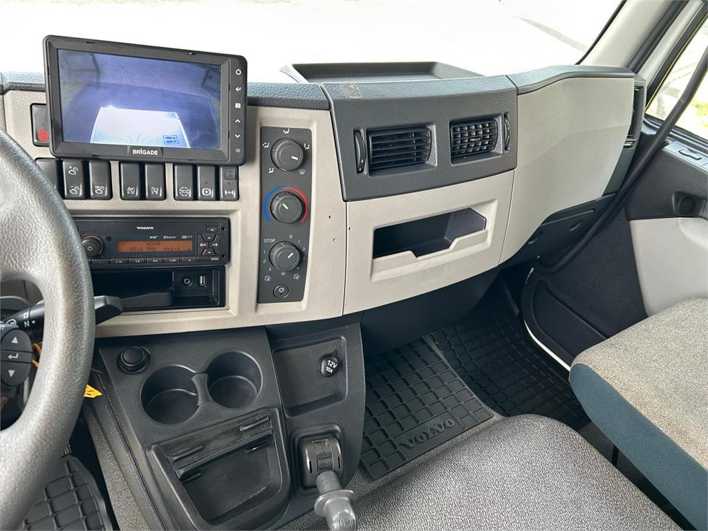 Kravas automašīna refrižerators Volvo FL 250 16 ton: foto 8