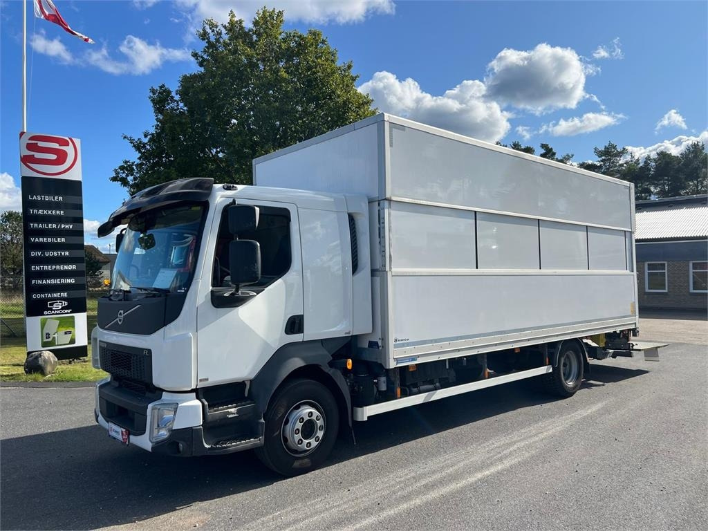 Volvo FL 250 16 ton - Kravas automašīna ar slēgto virsbūvi: foto 1 Volvo FL 250 16 ton - Kravas automašīna ar slēgto virsbūvi: foto 1