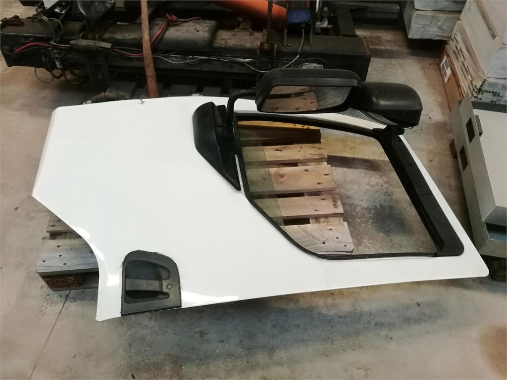 Volvo Fører dør til Volvo FE - Durvis un rezerves daļas - Kravas automašīna: foto 2 Volvo Fører dør til Volvo FE - Durvis un rezerves daļas - Kravas automašīna: foto 2