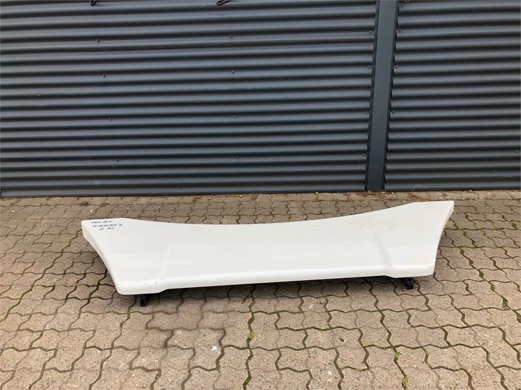 Volvo Tagspoiler Volvo FH Globetrotter 2018 - Aerodinamika/ Spoileris: foto 3 Volvo Tagspoiler Volvo FH Globetrotter 2018 - Aerodinamika/ Spoileris: foto 3