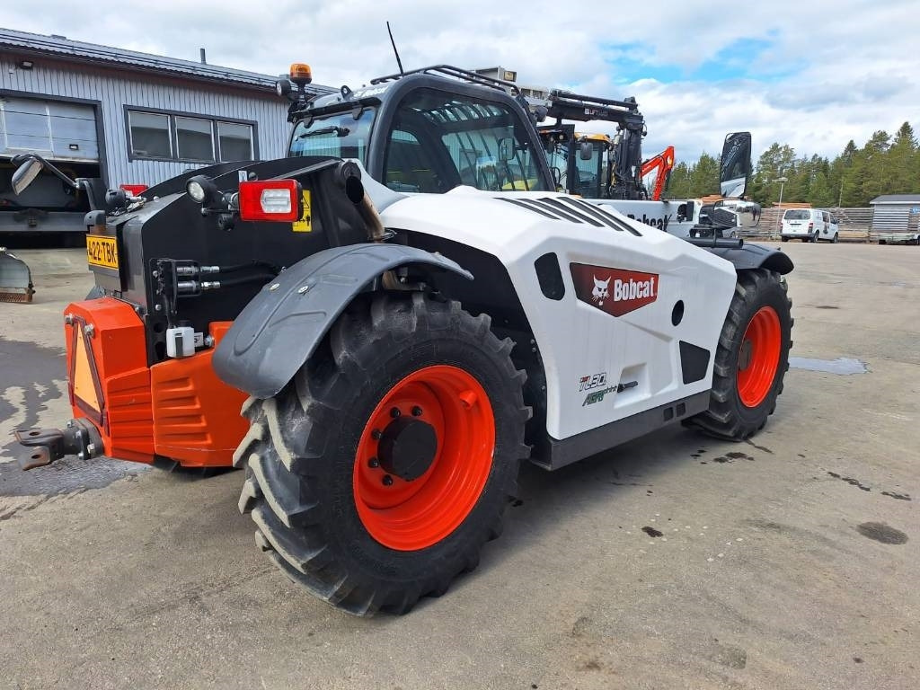 Bobcat MYYTY! SOLD! TL30.70 AGRI - Teleskopiskais iekrāvējs: foto 4 Bobcat MYYTY! SOLD! TL30.70 AGRI - Teleskopiskais iekrāvējs: foto 4