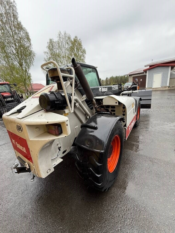 Bobcat T 2556 - Teleskopiskais iekrāvējs: foto 5 Bobcat T 2556 - Teleskopiskais iekrāvējs: foto 5