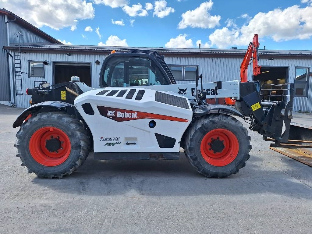 Bobcat TL30.70 KUROTTAJA - Teleskopiskais iekrāvējs: foto 5 Bobcat TL30.70 KUROTTAJA - Teleskopiskais iekrāvējs: foto 5