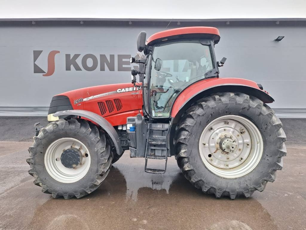 Case IH PUMA 200CXV ETUNOSTOLAITTEET  - Traktors: foto 1 Case IH PUMA 200CXV ETUNOSTOLAITTEET  - Traktors: foto 1