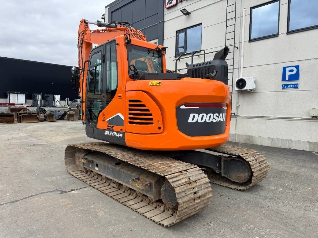 Develon DX 140 LCR-7, STAGE V - Kāpurķēžu ekskavators: foto 3 Develon DX 140 LCR-7, STAGE V - Kāpurķēžu ekskavators: foto 3