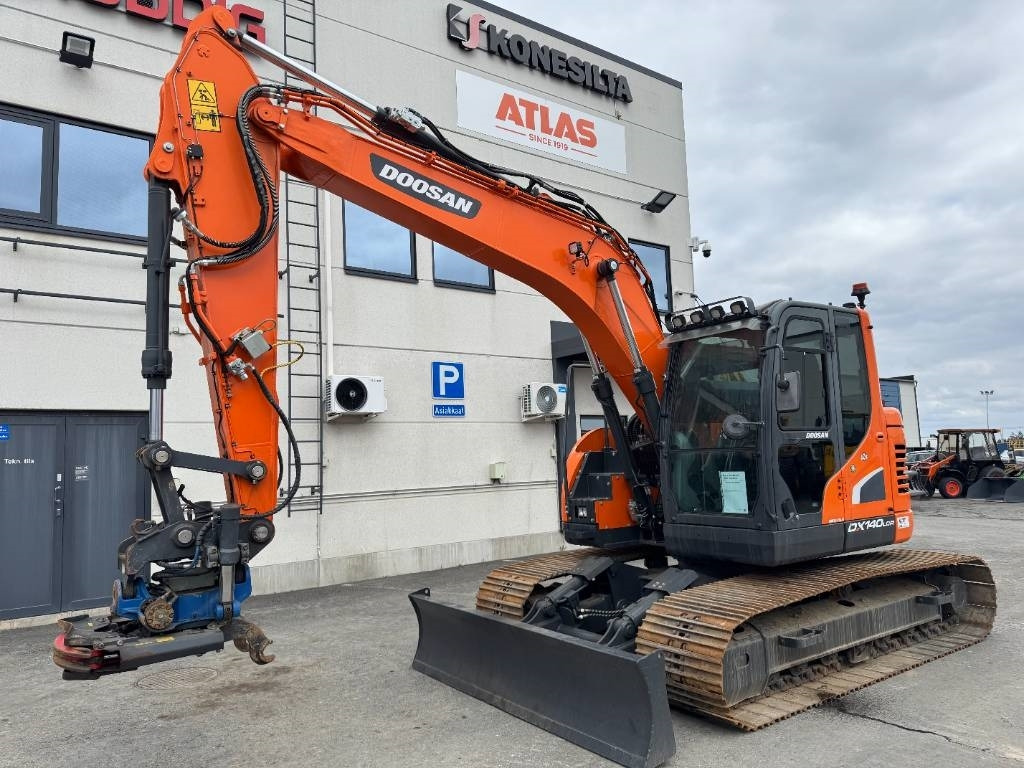 Doosan DX 140 LCR-5 Pyörittäjällä - Kāpurķēžu ekskavators: foto 2 Doosan DX 140 LCR-5 Pyörittäjällä - Kāpurķēžu ekskavators: foto 2