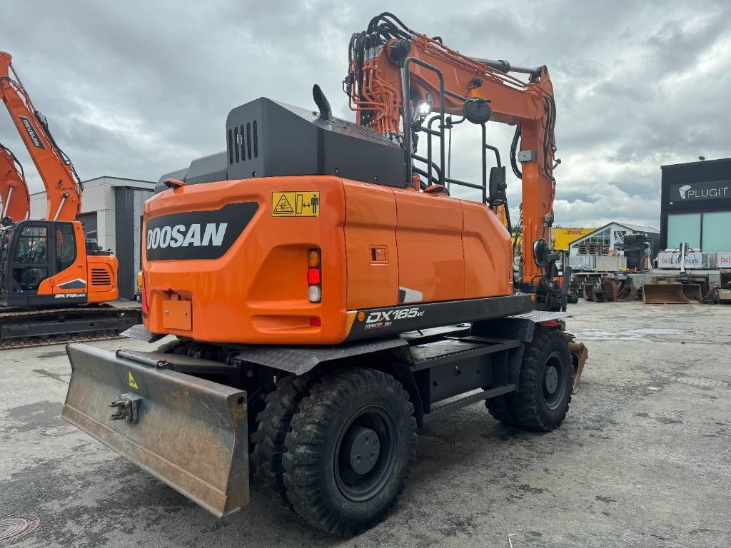 Doosan DX 165 W-5 - Riteņu ekskavators: foto 5 Doosan DX 165 W-5 - Riteņu ekskavators: foto 5