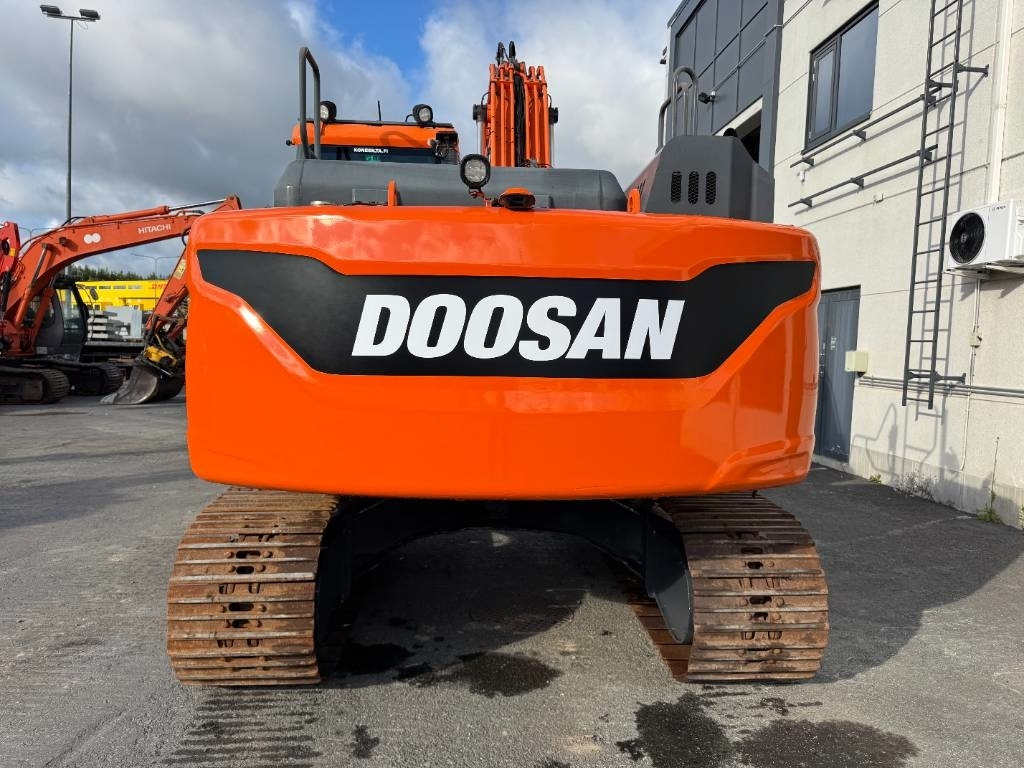 Doosan DX 180 LC-5 - Kāpurķēžu ekskavators: foto 4 Doosan DX 180 LC-5 - Kāpurķēžu ekskavators: foto 4