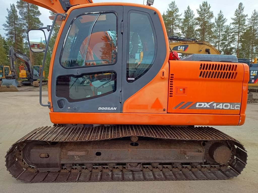Doosan DX140LC KALLISTAJA+PYÖRITTÄJÄ  - Kāpurķēžu ekskavators: foto 2 Doosan DX140LC KALLISTAJA+PYÖRITTÄJÄ  - Kāpurķēžu ekskavators: foto 2