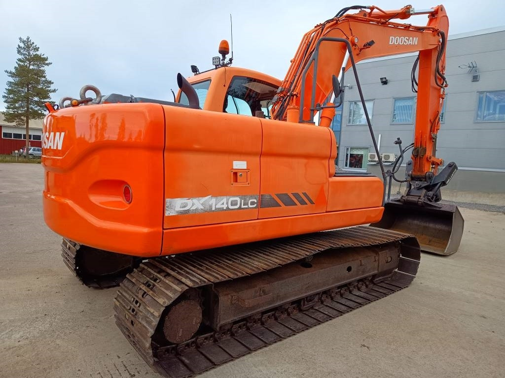 Doosan DX140LC KALLISTAJA+PYÖRITTÄJÄ  - Kāpurķēžu ekskavators: foto 5 Doosan DX140LC KALLISTAJA+PYÖRITTÄJÄ  - Kāpurķēžu ekskavators: foto 5