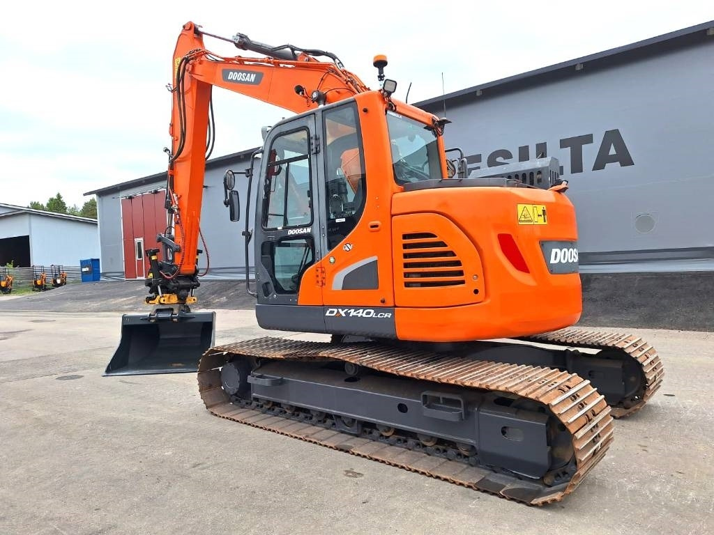 Doosan DX140LCR-5 PYÖRITTÄJÄLLÄ - Kāpurķēžu ekskavators: foto 2 Doosan DX140LCR-5 PYÖRITTÄJÄLLÄ - Kāpurķēžu ekskavators: foto 2