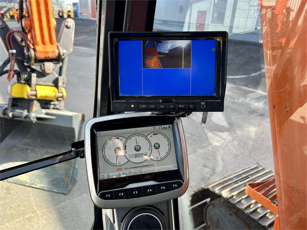 Kāpurķēžu ekskavators Doosan DX160LC-3 KALLISTAJA+PYÖRITTÄJÄ: foto 17