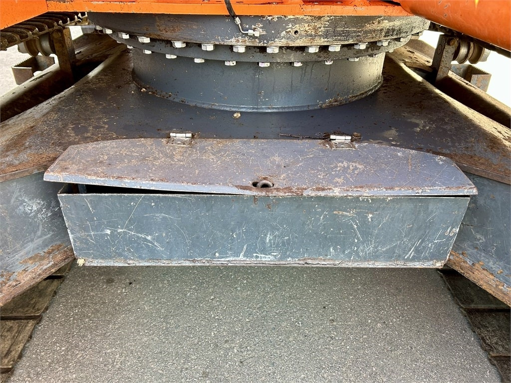Kāpurķēžu ekskavators Doosan DX160LC-3 KALLISTAJA+PYÖRITTÄJÄ: foto 10