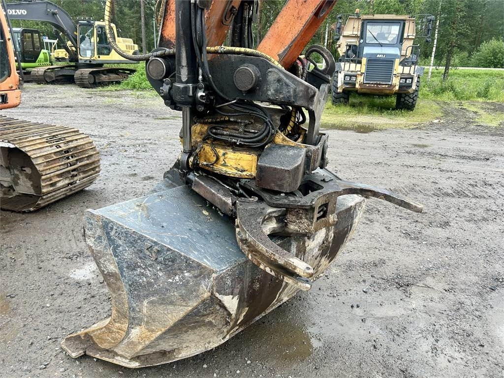 Kāpurķēžu ekskavators Doosan DX180LC PYÖRITTÄJÄLLÄ: foto 6