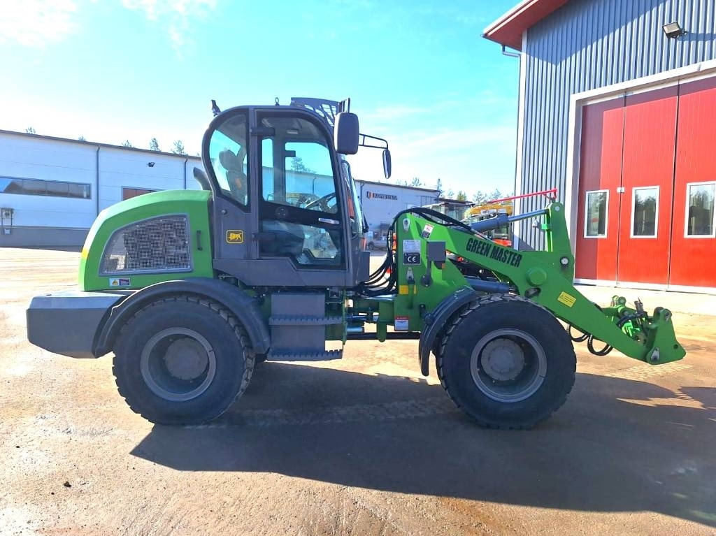 Greenmaster 825 PIIKIT, KAUHA JA HIEKOITIN - Riteņu iekrāvējs: foto 5 Greenmaster 825 PIIKIT, KAUHA JA HIEKOITIN - Riteņu iekrāvējs: foto 5