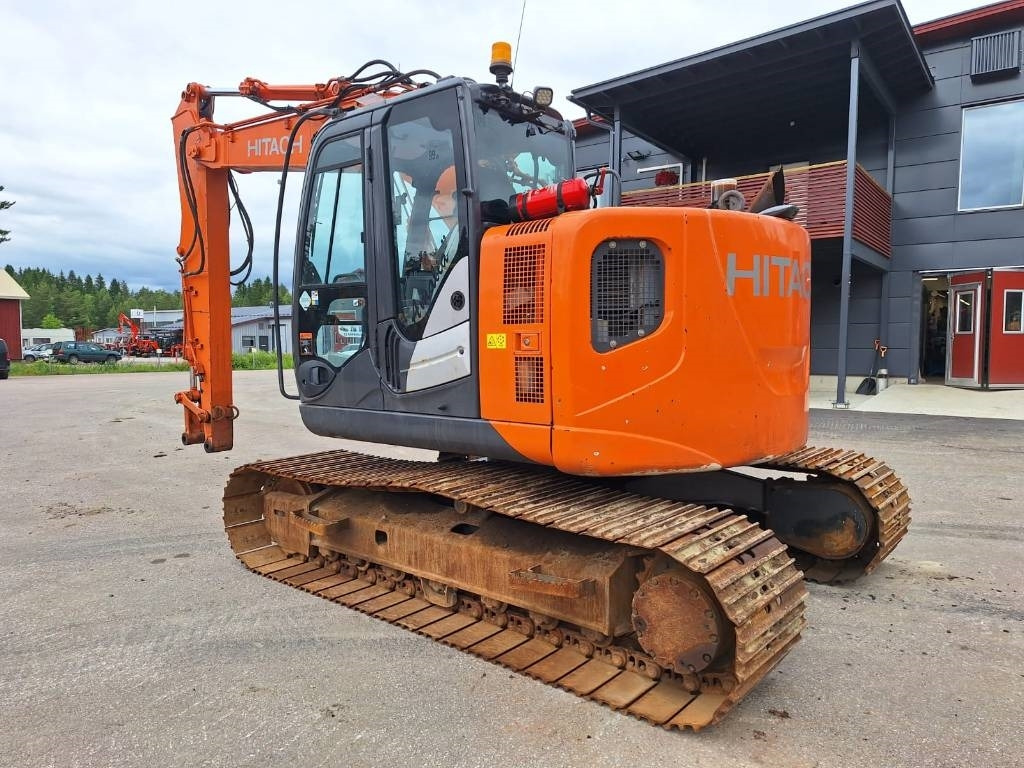 Hitachi MYYTY!!SOLD!! ZX135USB-5 RASVARILLA - Kāpurķēžu ekskavators: foto 2 Hitachi MYYTY!!SOLD!! ZX135USB-5 RASVARILLA - Kāpurķēžu ekskavators: foto 2