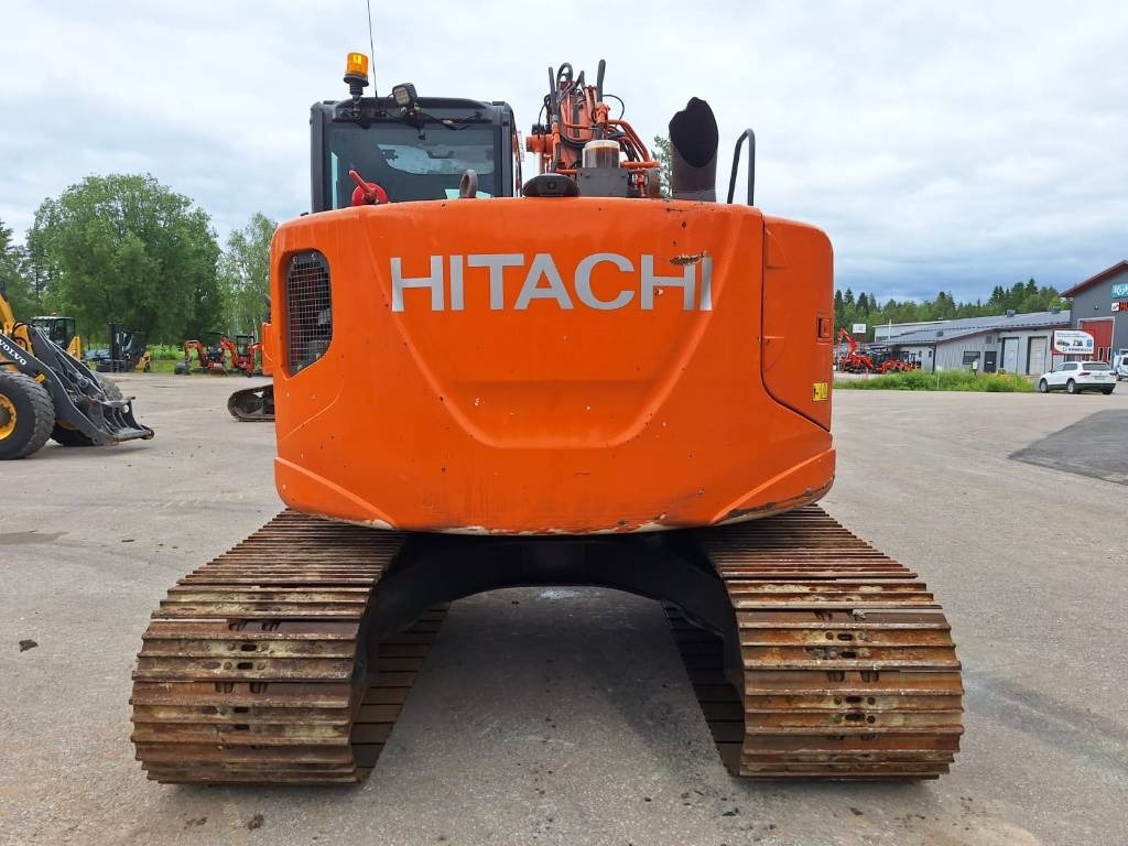 Hitachi MYYTY!!SOLD!! ZX135USB-5 RASVARILLA - Kāpurķēžu ekskavators: foto 3 Hitachi MYYTY!!SOLD!! ZX135USB-5 RASVARILLA - Kāpurķēžu ekskavators: foto 3