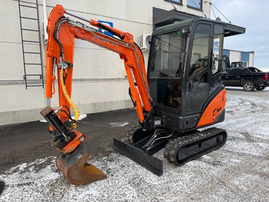 Hitachi ZX 18-3 CLR Kallistaja ja pyöritys - Mini-ekskavators: foto 2 Hitachi ZX 18-3 CLR Kallistaja ja pyöritys - Mini-ekskavators: foto 2