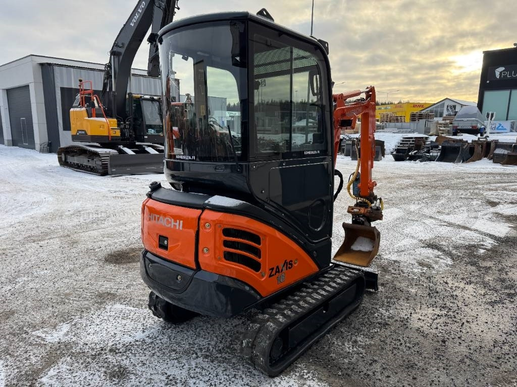 Hitachi ZX 18-3 CLR Kallistaja ja pyöritys - Mini-ekskavators: foto 5 Hitachi ZX 18-3 CLR Kallistaja ja pyöritys - Mini-ekskavators: foto 5
