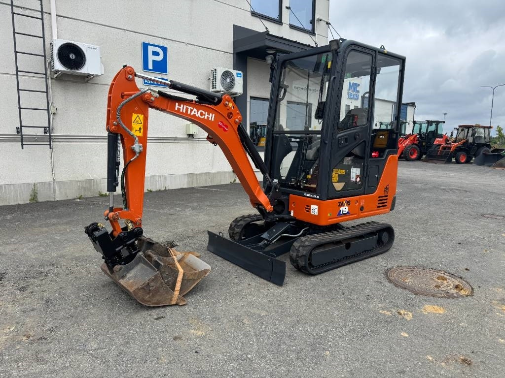 Hitachi ZX 19-6 CR - Mini-ekskavators: foto 2 Hitachi ZX 19-6 CR - Mini-ekskavators: foto 2