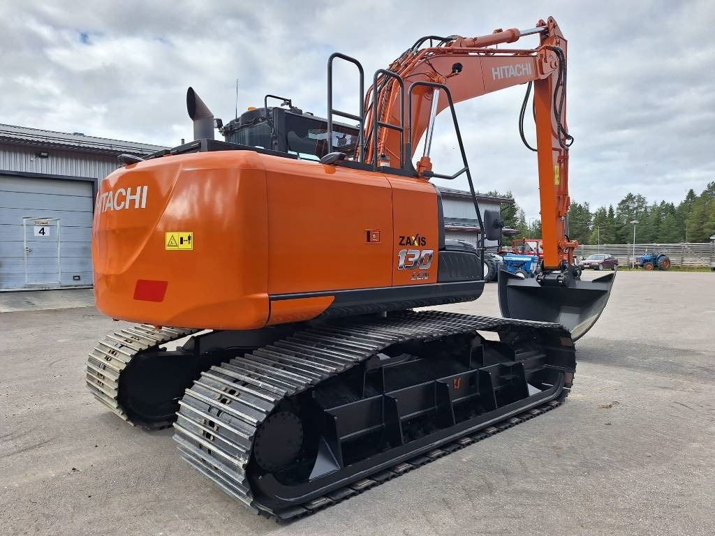 Hitachi ZX130LC-7M -SUOALUSTA- - Kāpurķēžu ekskavators: foto 5 Hitachi ZX130LC-7M -SUOALUSTA- - Kāpurķēžu ekskavators: foto 5