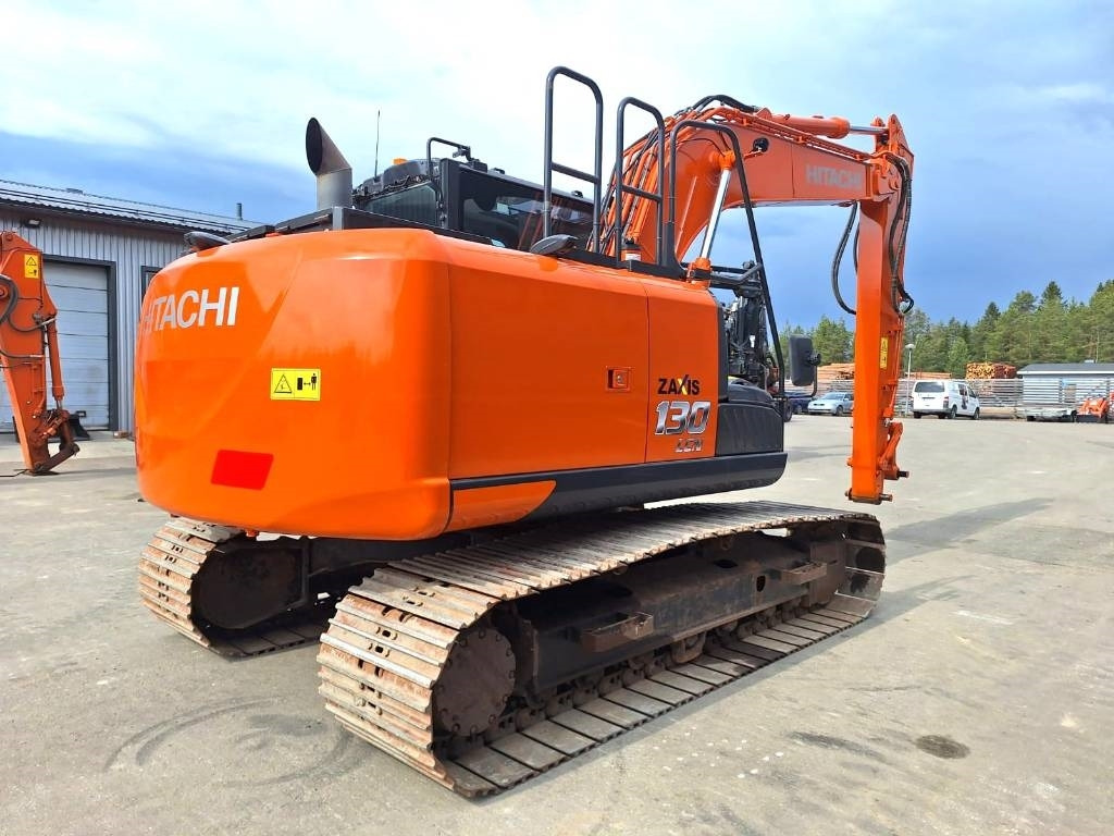 Hitachi ZX130LCN-7 - Kāpurķēžu ekskavators: foto 4 Hitachi ZX130LCN-7 - Kāpurķēžu ekskavators: foto 4