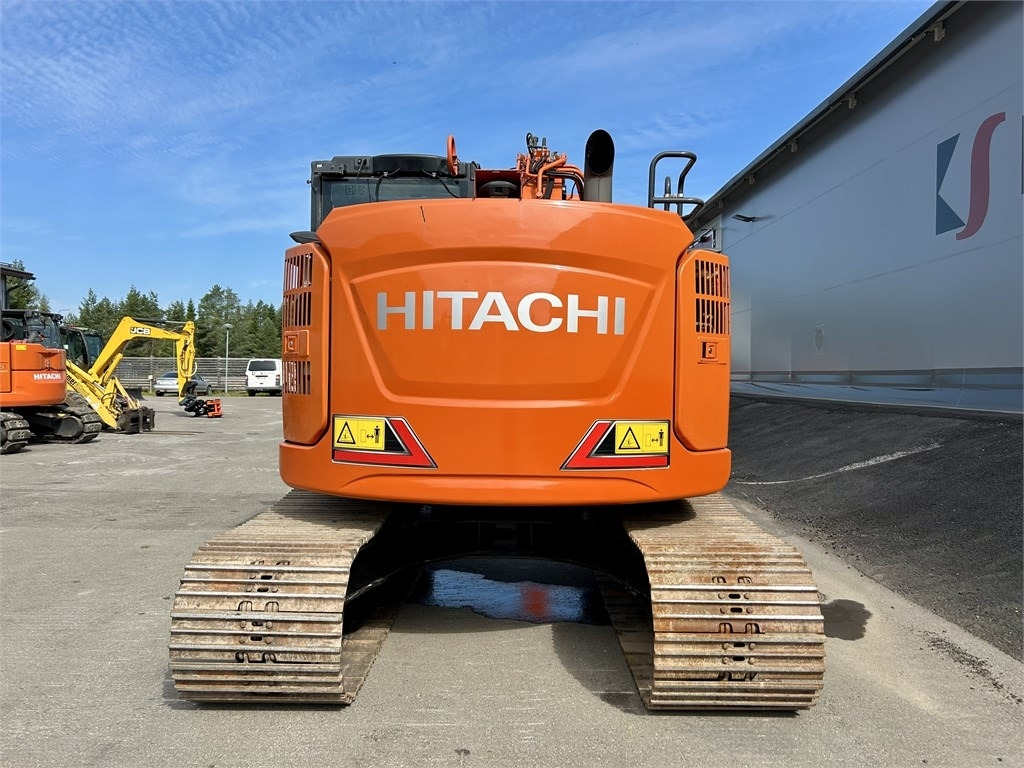Hitachi ZX135US-7 - Kāpurķēžu ekskavators: foto 3 Hitachi ZX135US-7 - Kāpurķēžu ekskavators: foto 3