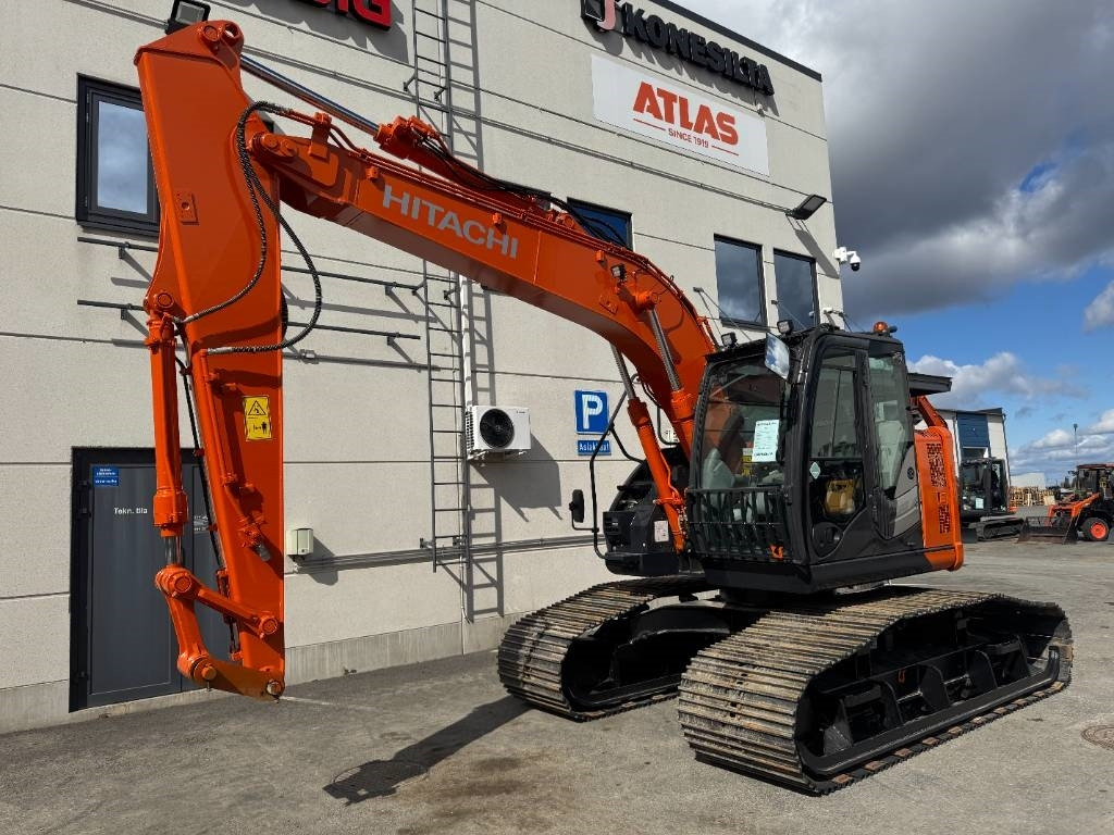 Hitachi ZX135USL-6 -SUOALUSTA- - Kāpurķēžu ekskavators: foto 2 Hitachi ZX135USL-6 -SUOALUSTA- - Kāpurķēžu ekskavators: foto 2