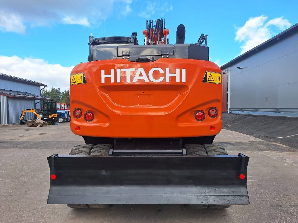 Hitachi ZX155W-7 -STAGE 5- VÄHÄN AJETTU - Riteņu ekskavators: foto 3 Hitachi ZX155W-7 -STAGE 5- VÄHÄN AJETTU - Riteņu ekskavators: foto 3