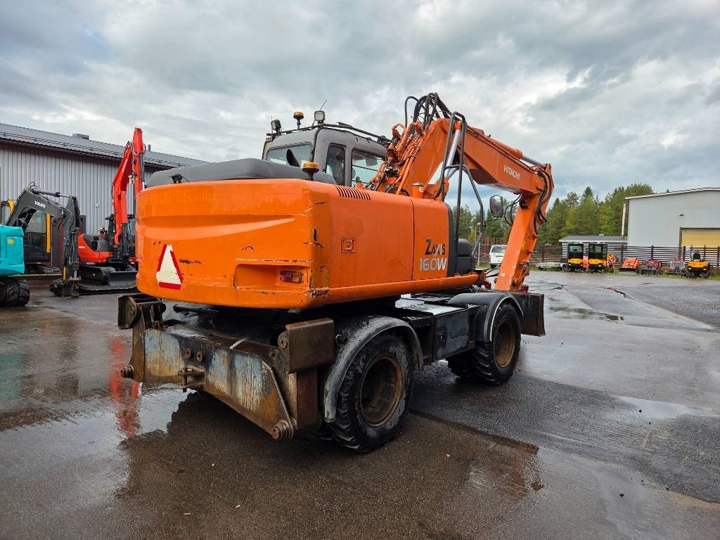 Hitachi ZX160 W PYÖRITTÄJÄLLÄ - Riteņu ekskavators: foto 4 Hitachi ZX160 W PYÖRITTÄJÄLLÄ - Riteņu ekskavators: foto 4