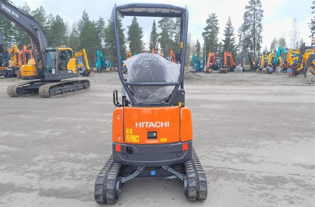 Hitachi ZX17U-6 KALLISTAJALLA - Mini-ekskavators: foto 3 Hitachi ZX17U-6 KALLISTAJALLA - Mini-ekskavators: foto 3