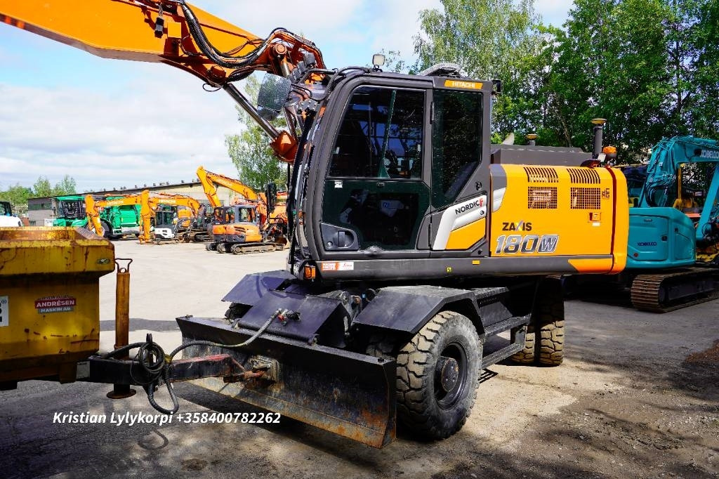 Riteņu ekskavators Hitachi ZX180W-7 HUIPPUVARUSTEET STAGE 5: foto 6