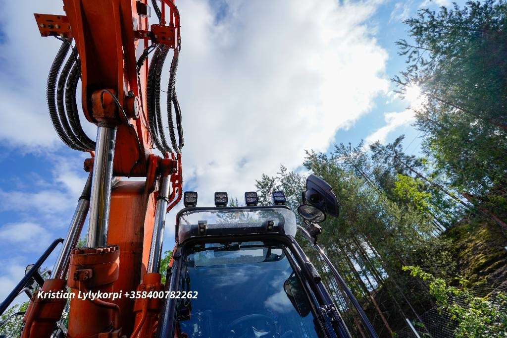 Riteņu ekskavators Hitachi ZX180W-7 HUIPPUVARUSTEET STAGE 5: foto 27
