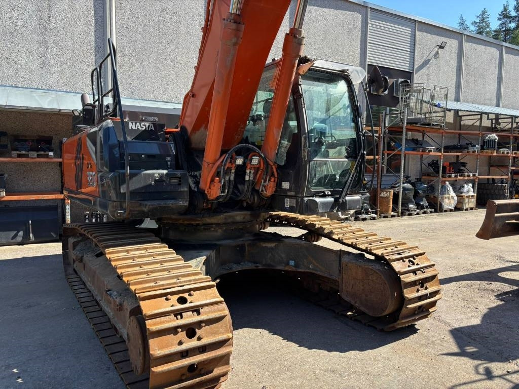 Hitachi ZX350LC-7 - Kāpurķēžu ekskavators: foto 2 Hitachi ZX350LC-7 - Kāpurķēžu ekskavators: foto 2