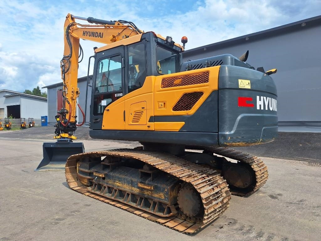 Hyundai MYYTY! SOLD! HX140HW METSÄMALLI PYÖRITTÄJÄLLÄ - Kāpurķēžu ekskavators: foto 2 Hyundai MYYTY! SOLD! HX140HW METSÄMALLI PYÖRITTÄJÄLLÄ - Kāpurķēžu ekskavators: foto 2