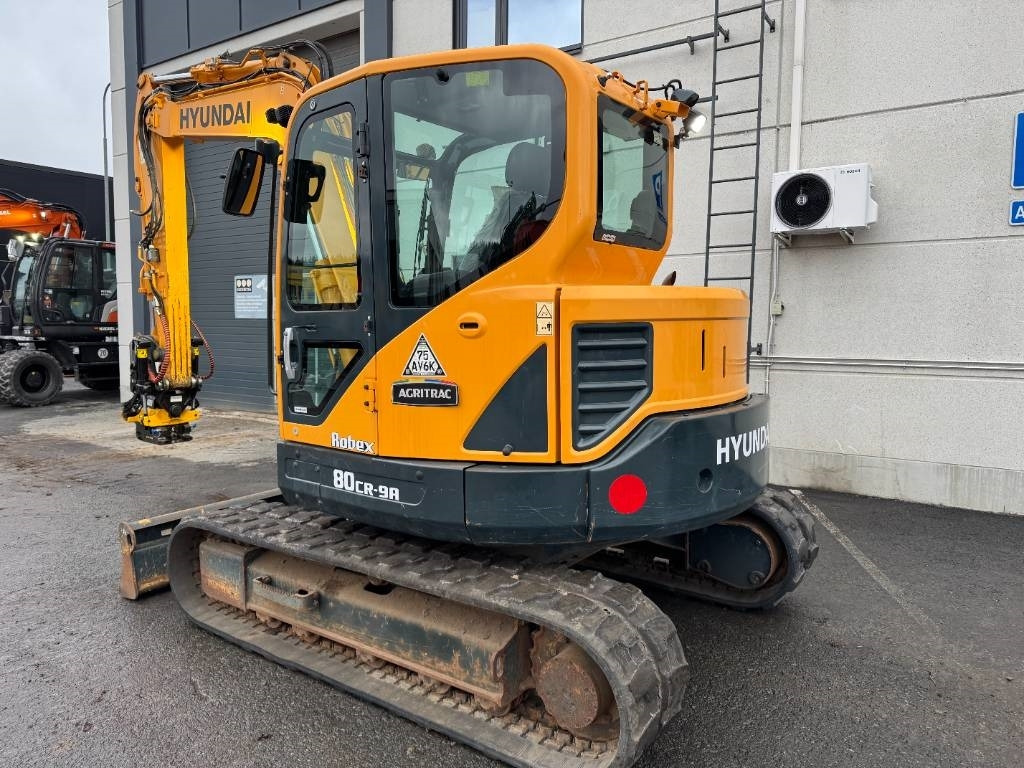 Hyundai R80CR-9A PYÖRITTÄJÄLLÄ - Mini-ekskavators: foto 3 Hyundai R80CR-9A PYÖRITTÄJÄLLÄ - Mini-ekskavators: foto 3