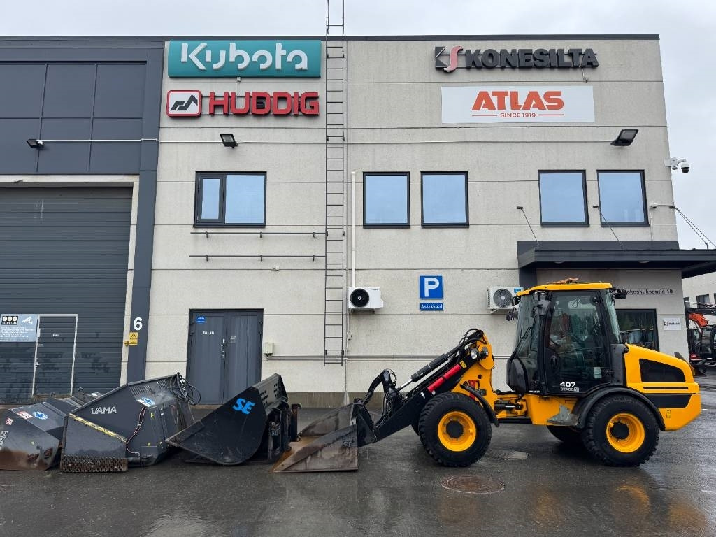 JCB 407 SV RUNSAASTI LISÄVARUSTEITA - Riteņu iekrāvējs: foto 1 JCB 407 SV RUNSAASTI LISÄVARUSTEITA - Riteņu iekrāvējs: foto 1