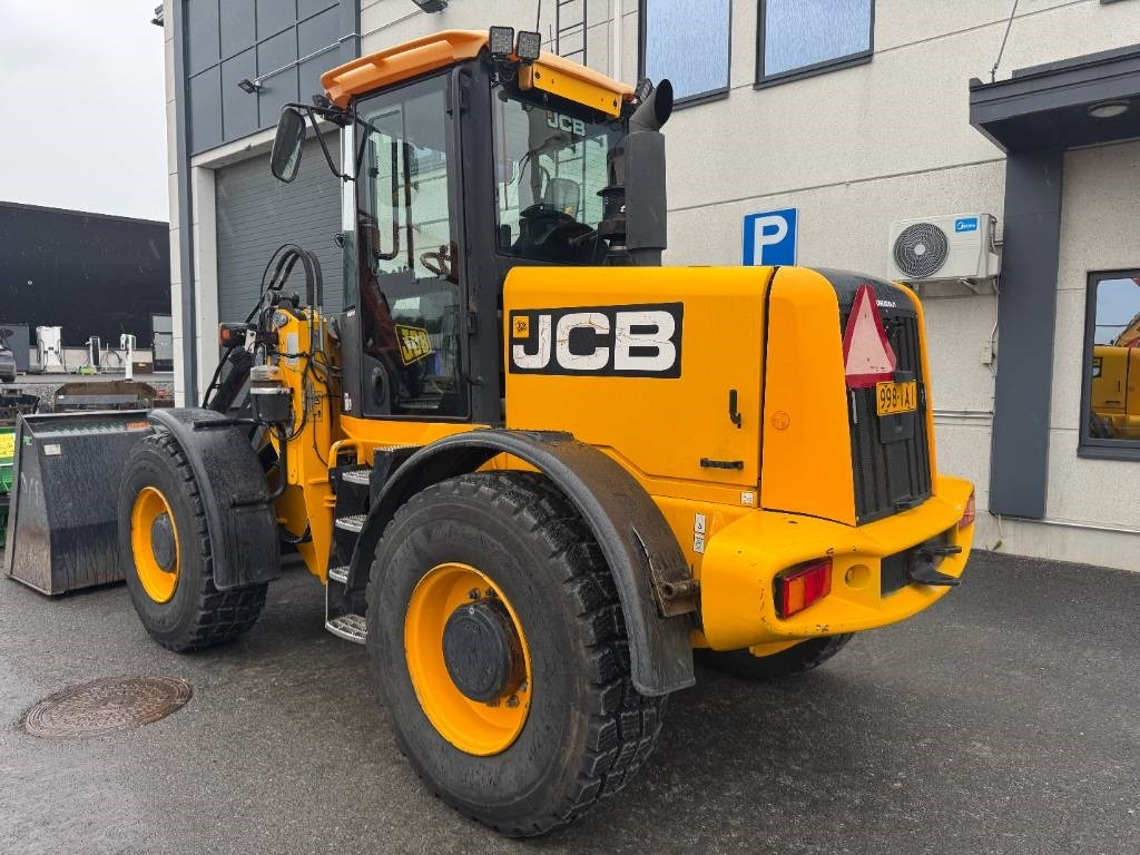 JCB 416 HT HYVÄT VARUSTEET - Riteņu iekrāvējs: foto 4 JCB 416 HT HYVÄT VARUSTEET - Riteņu iekrāvējs: foto 4