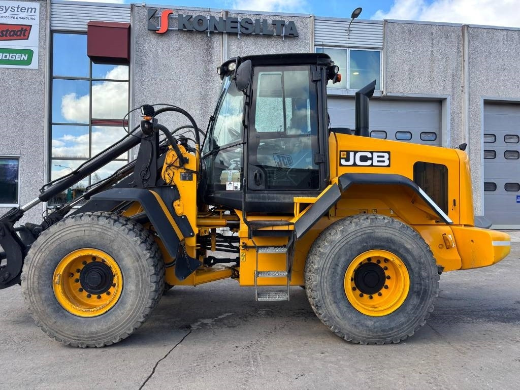 JCB 437 HT - Riteņu iekrāvējs: foto 1 JCB 437 HT - Riteņu iekrāvējs: foto 1