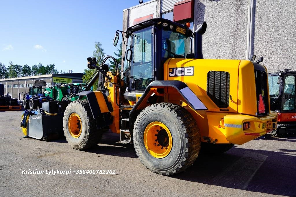 JCB 437HT - Riteņu iekrāvējs: foto 2 JCB 437HT - Riteņu iekrāvējs: foto 2