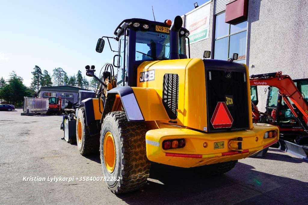 JCB 437HT - Riteņu iekrāvējs: foto 4 JCB 437HT - Riteņu iekrāvējs: foto 4