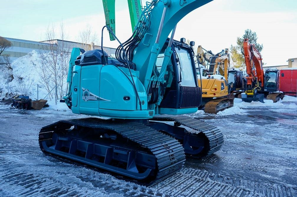 Kobelco SK140SRLC-5 Suoalusta High Chassis - Kāpurķēžu ekskavators: foto 5 Kobelco SK140SRLC-5 Suoalusta High Chassis - Kāpurķēžu ekskavators: foto 5