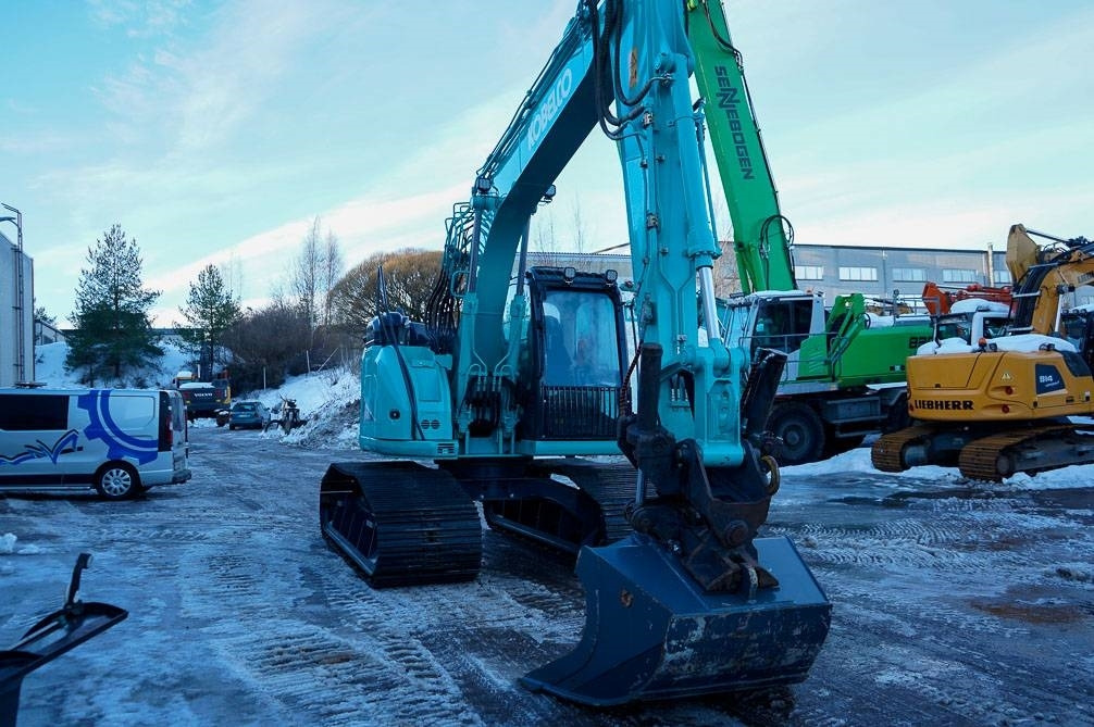 Kobelco SK140SRLC-5 Suoalusta High Chassis - Kāpurķēžu ekskavators: foto 4 Kobelco SK140SRLC-5 Suoalusta High Chassis - Kāpurķēžu ekskavators: foto 4