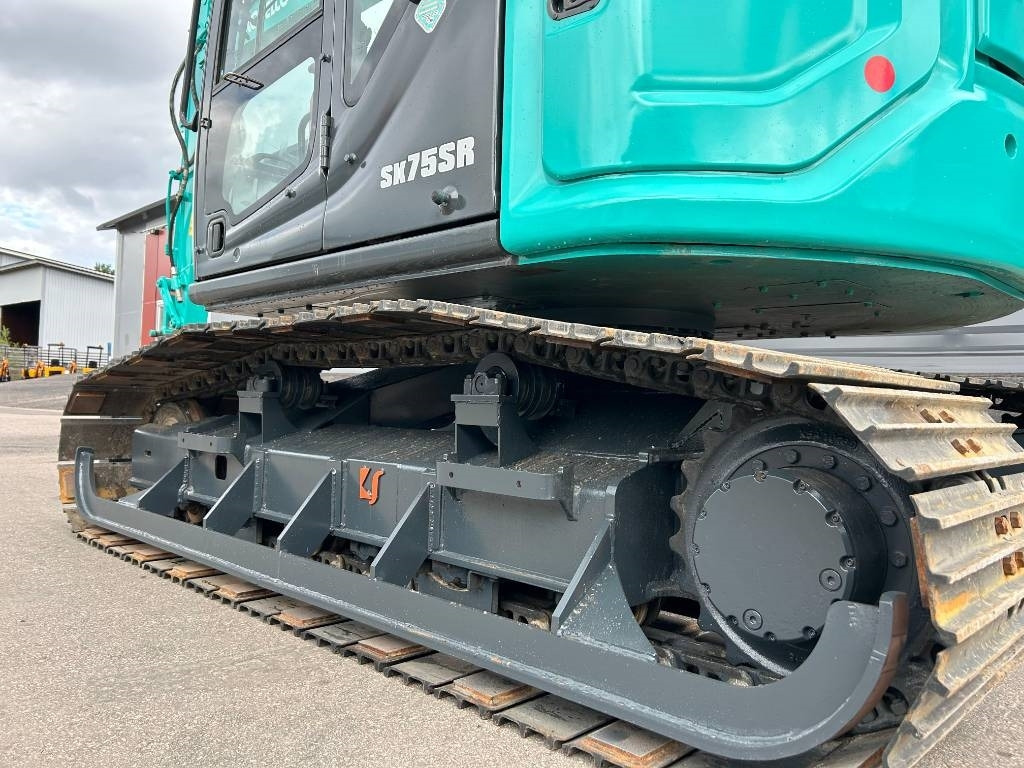 Mini-ekskavators Kobelco SK75SRL-7 -SUOALUSTA-: foto 13 Mini-ekskavators Kobelco SK75SRL-7 -SUOALUSTA-: foto 13