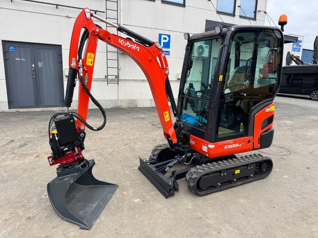 Kubota KX 019-4 - Mini-ekskavators: foto 2 Kubota KX 019-4 - Mini-ekskavators: foto 2
